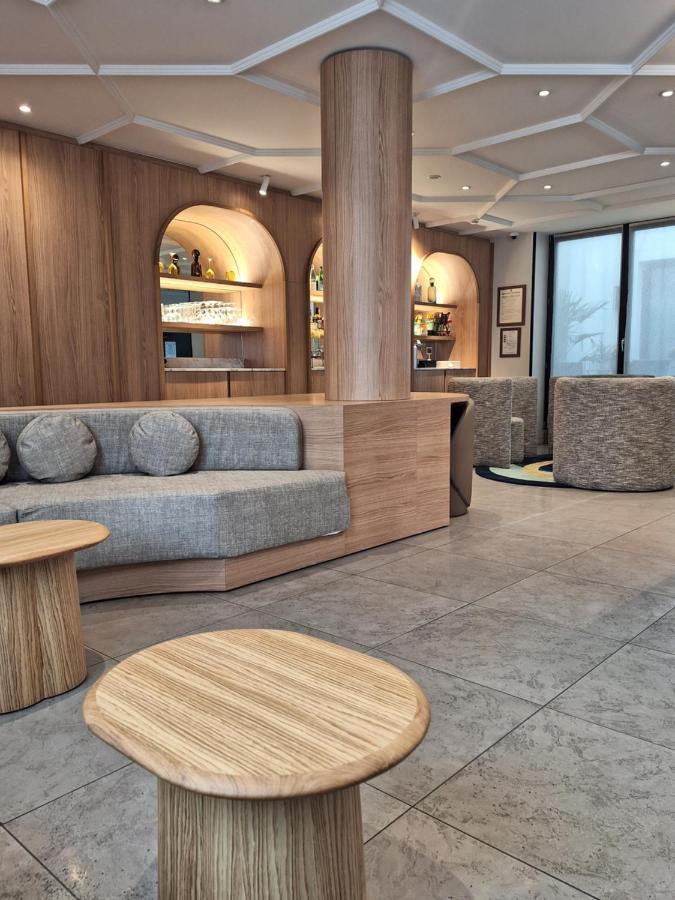 Mercure Paris Arc De Triomphe Wagram Kültér fotó