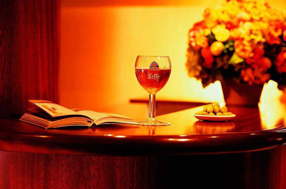 Mercure Paris Arc De Triomphe Wagram Beltér fotó